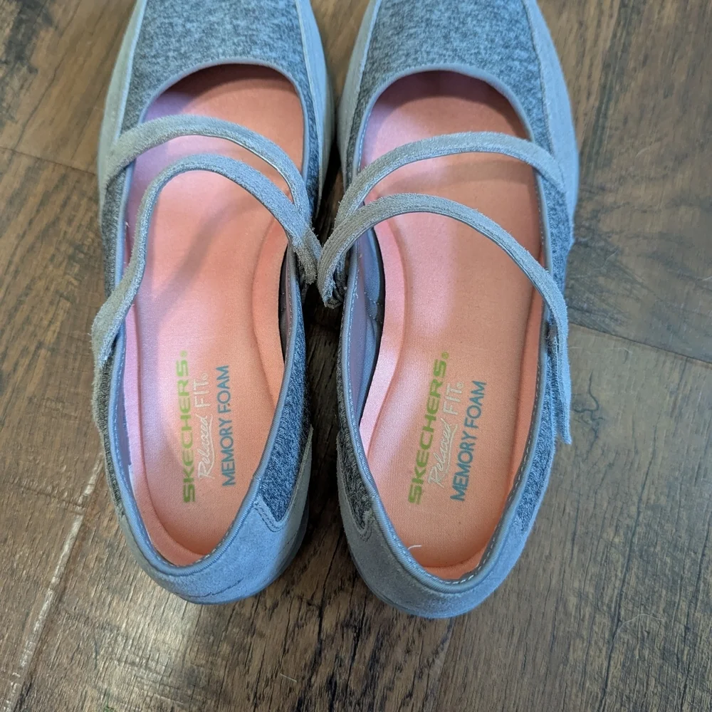 Skechers‎ Sport Women's Miss Me Fashion Comfort Sneaker Grey Size 8